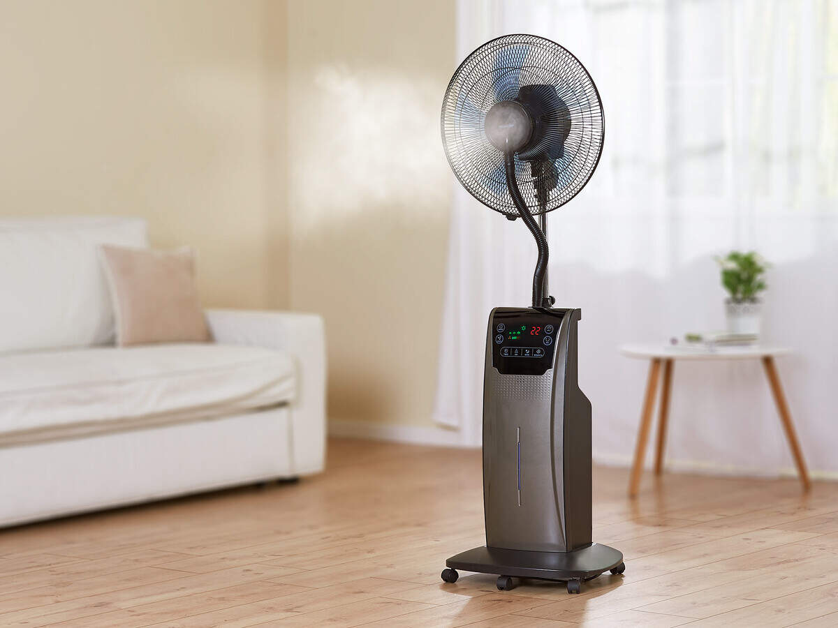 Reasons Why you should Buy a Fan with Water Spray