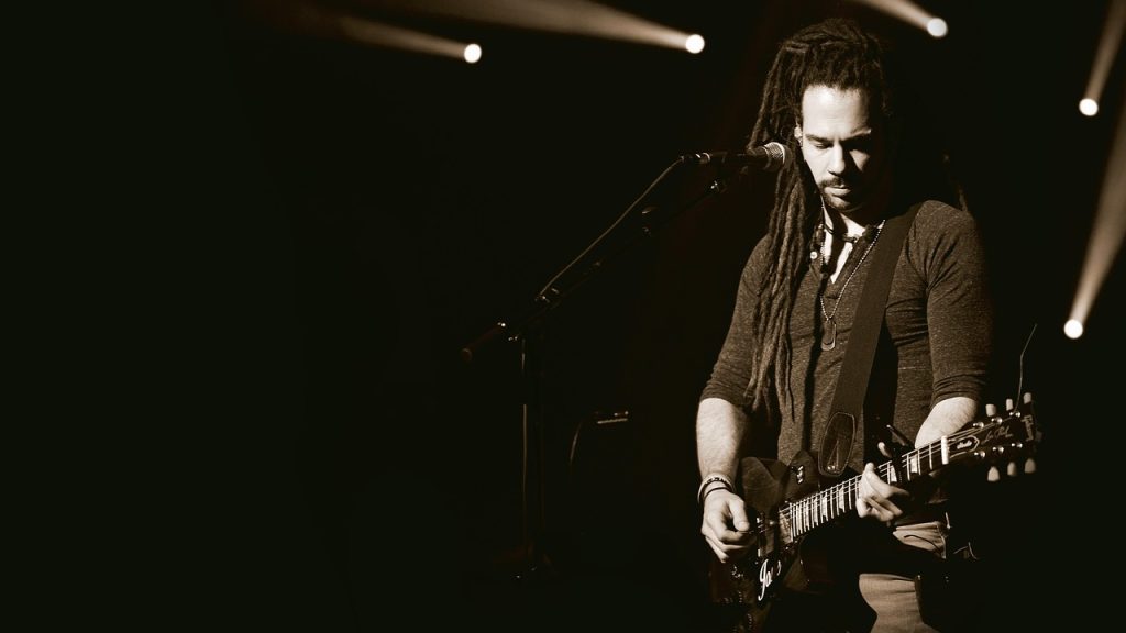 Man, band, guitar — Your Chances for the best Betting Options Now